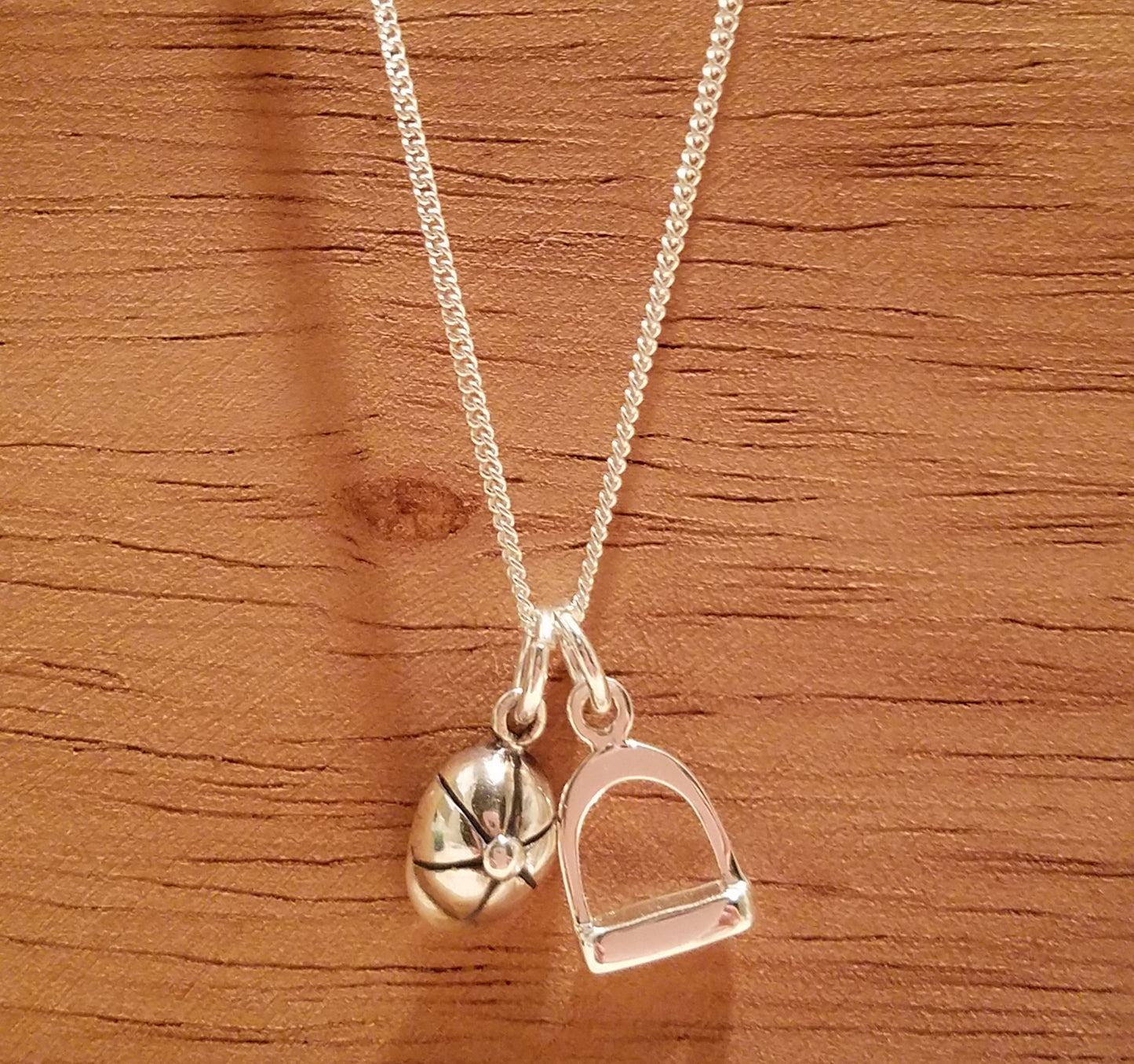 stirrup pendant