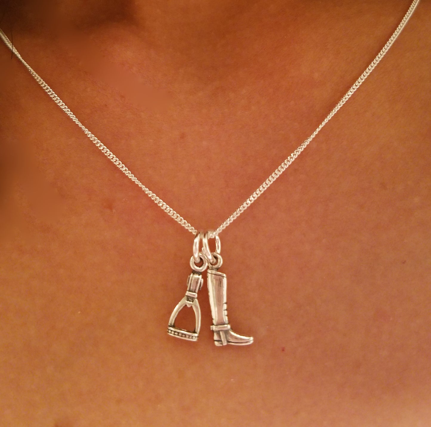 equestrian pendant