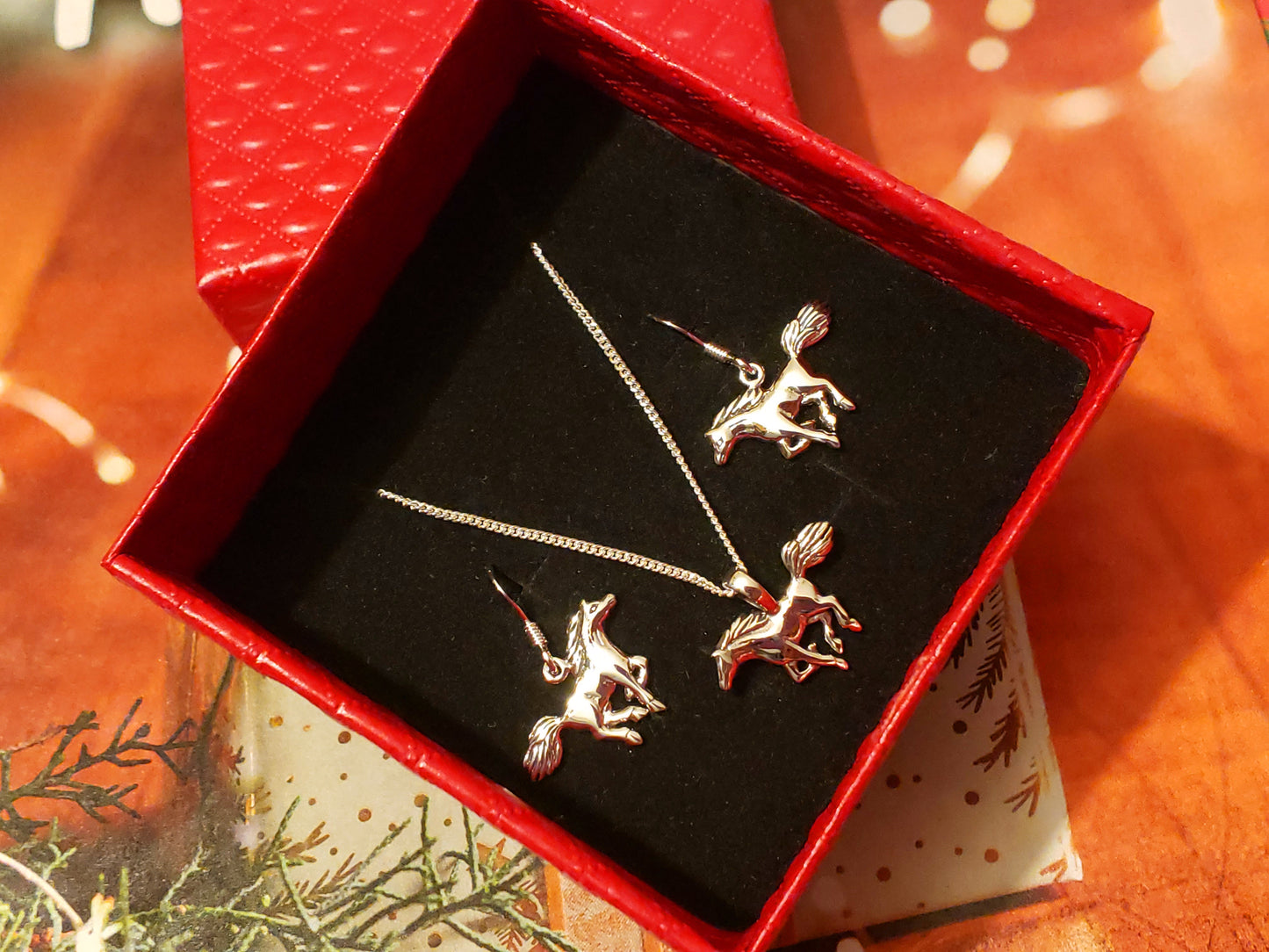 mustang Earrings and Pendant