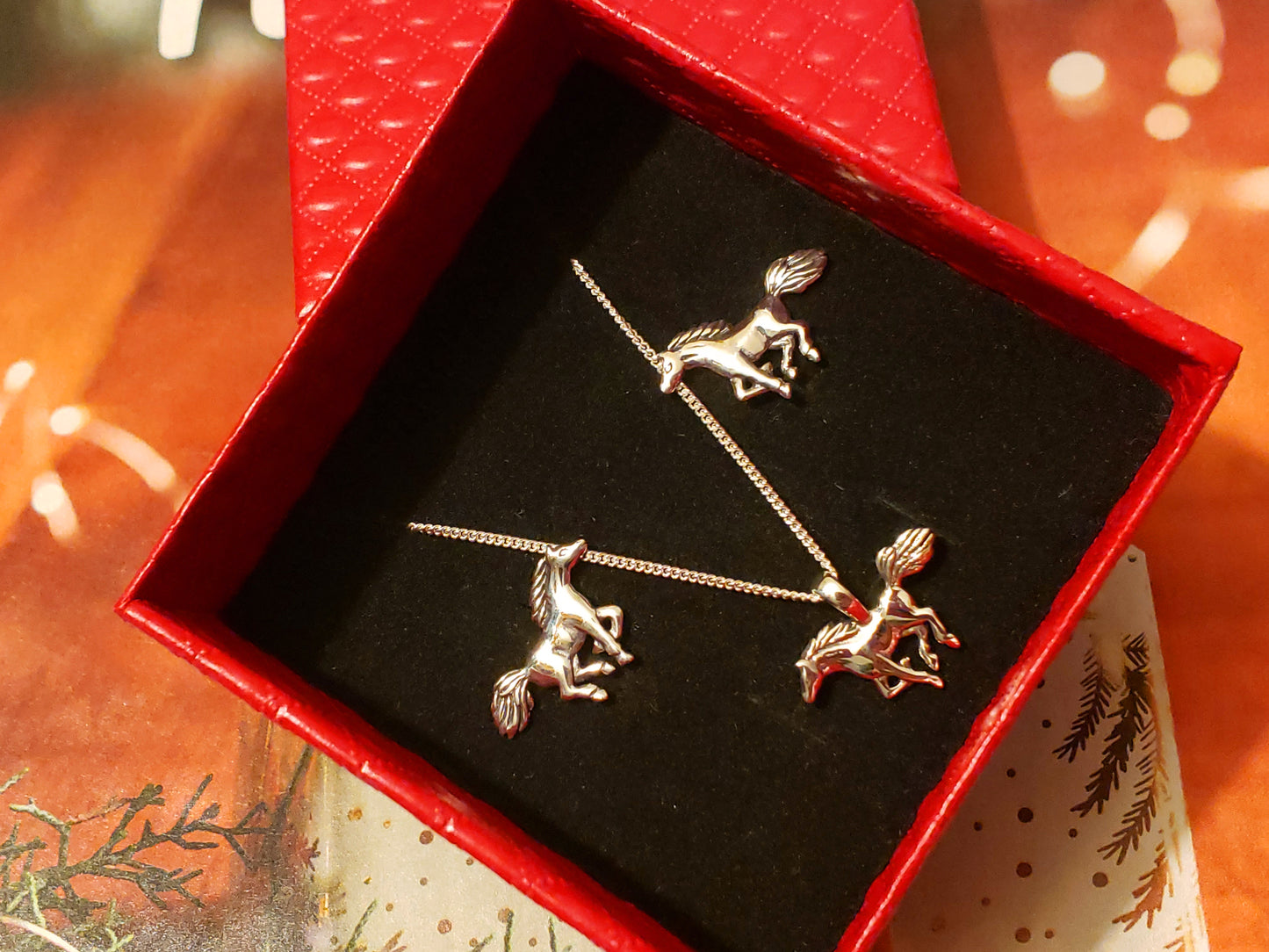 equestrian mustang jewelry set