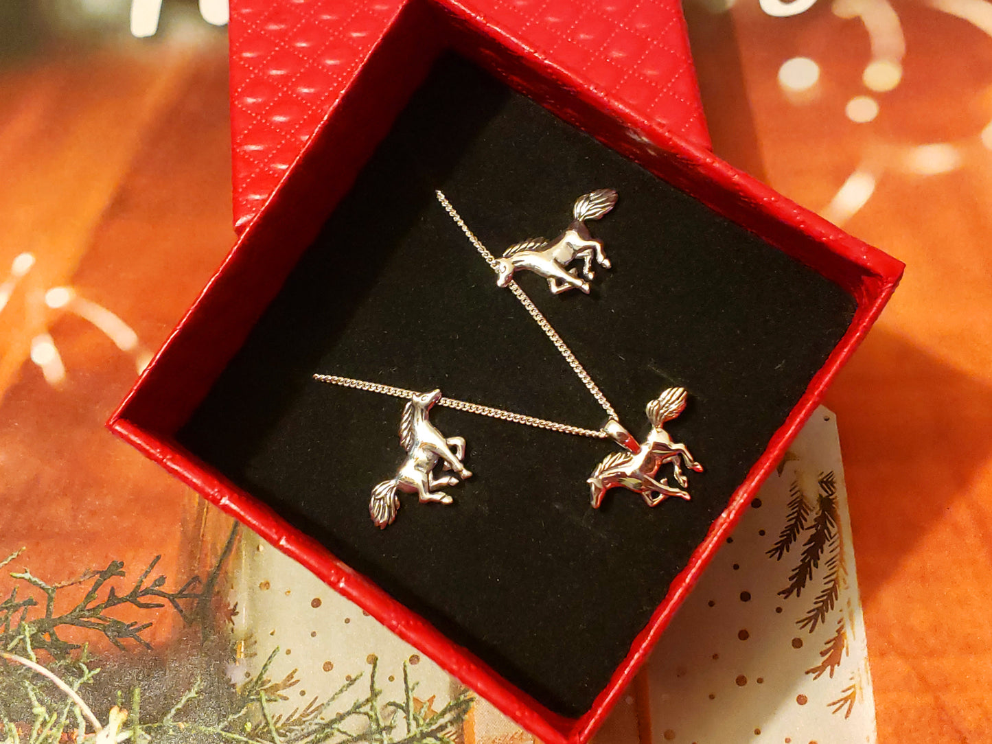 mustang stud earrings and pendant