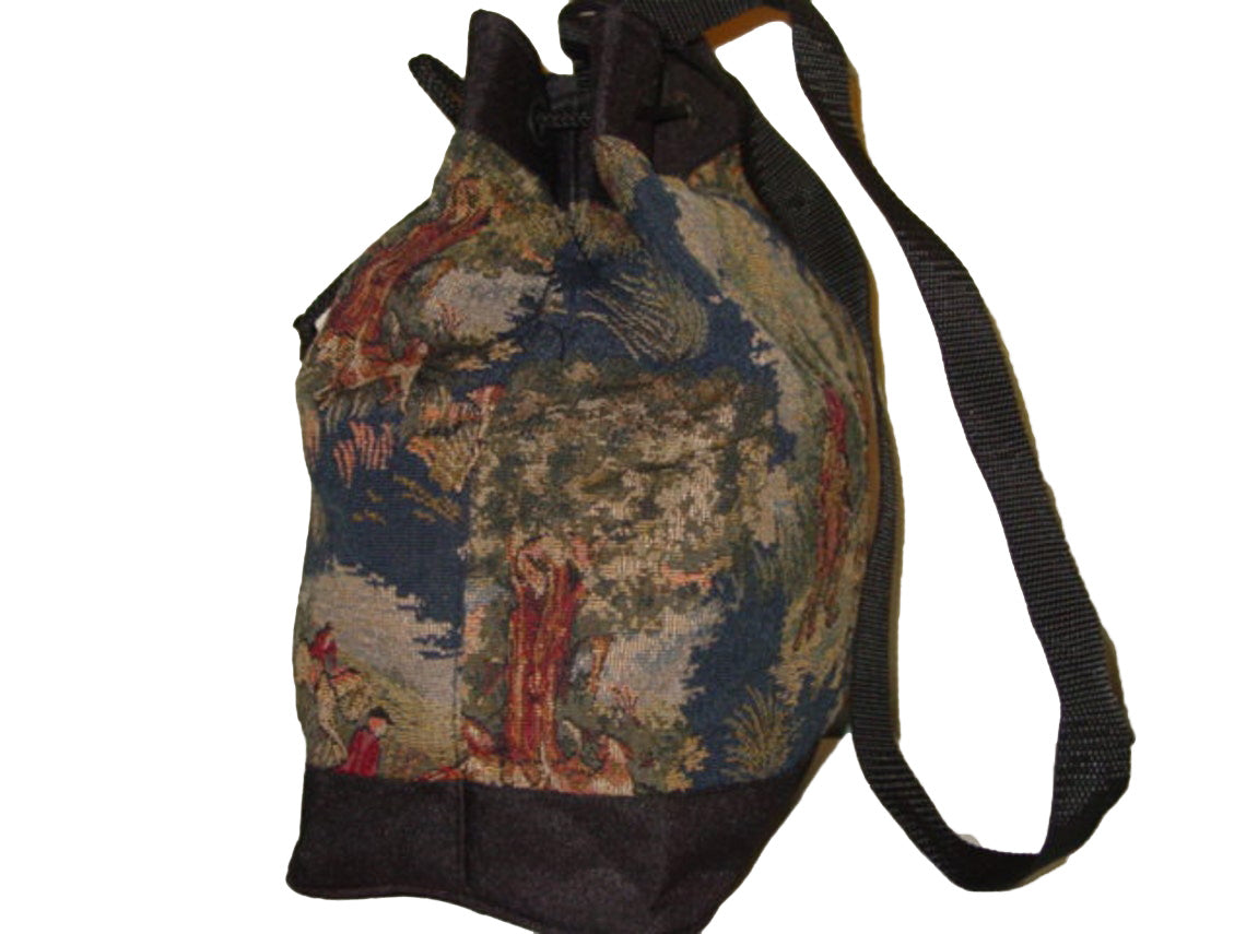 horse hunt scene bag