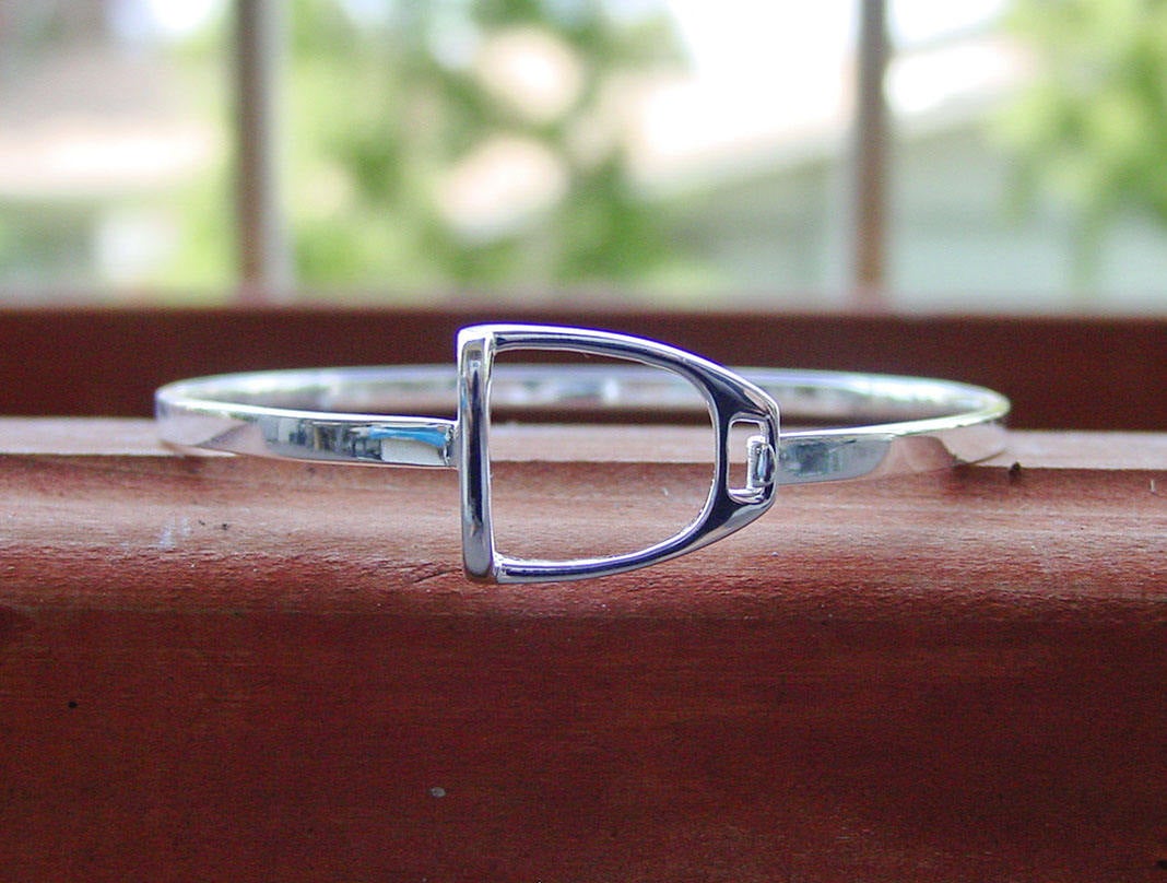 Sterling silver stirrup bangle Sterling silver stirrup bangle