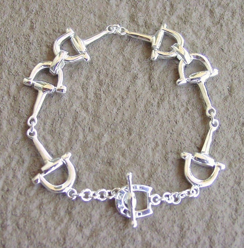 D bit bracelet