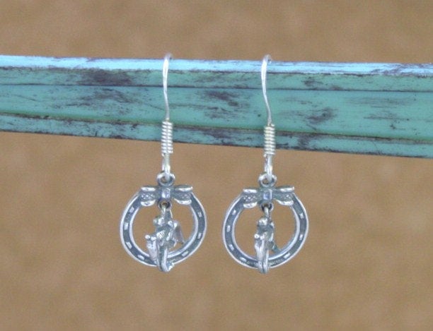 horseshoe bow earrings