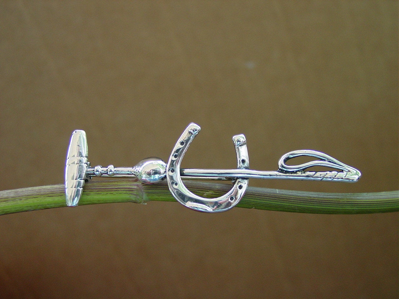 polo mallet horseshoe pin