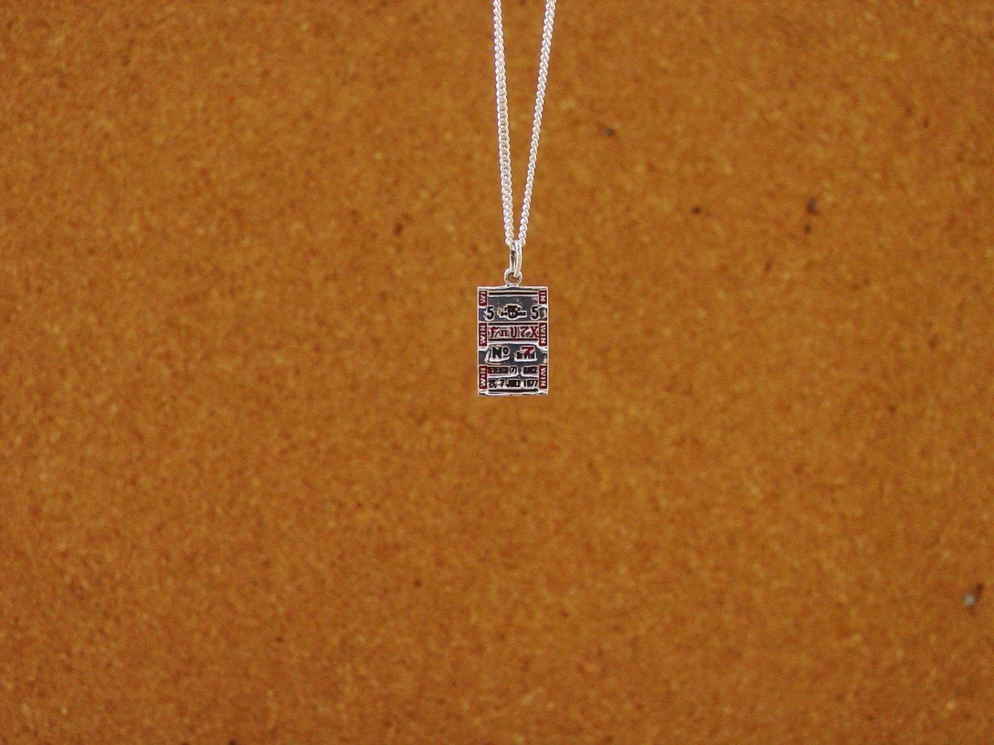 race horse pendant