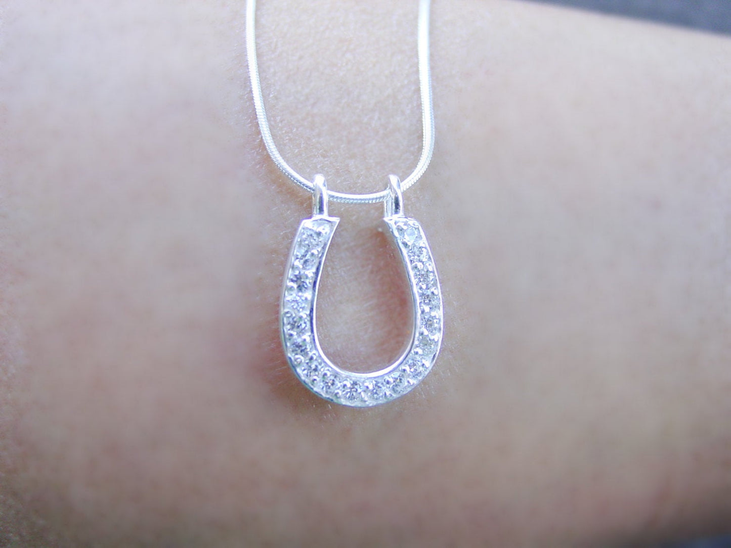 horse pendant