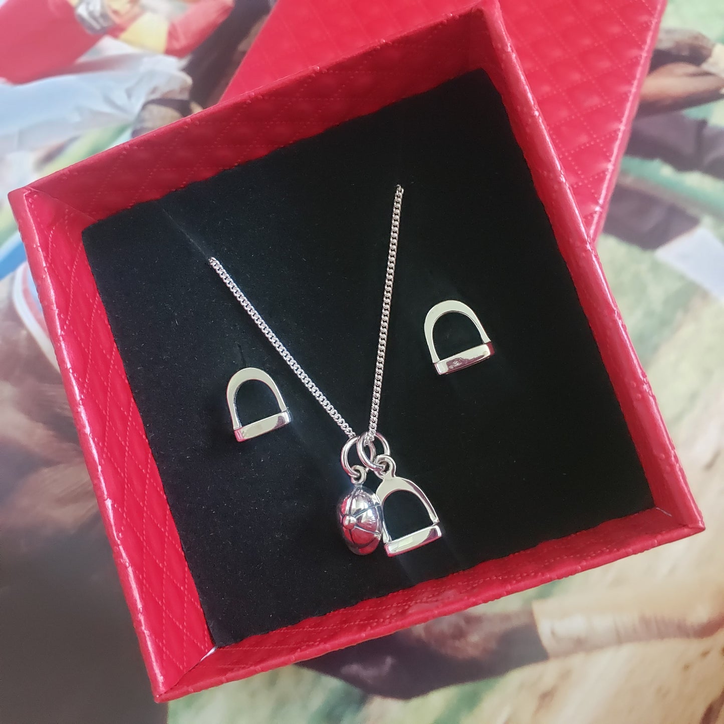 Stirrup Jewelry Set