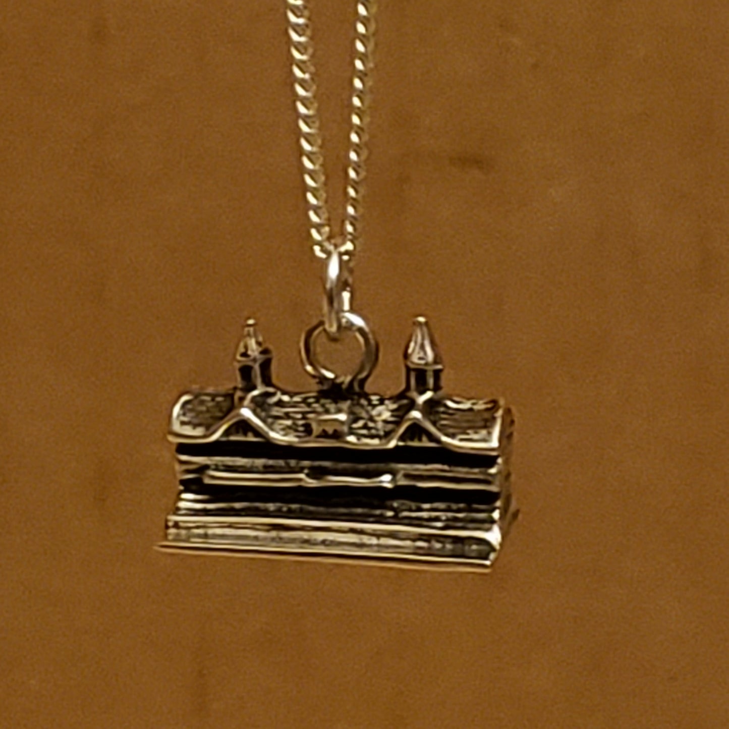 Horse Racing Churchill Downs Twin Spires Grandstand Pendant