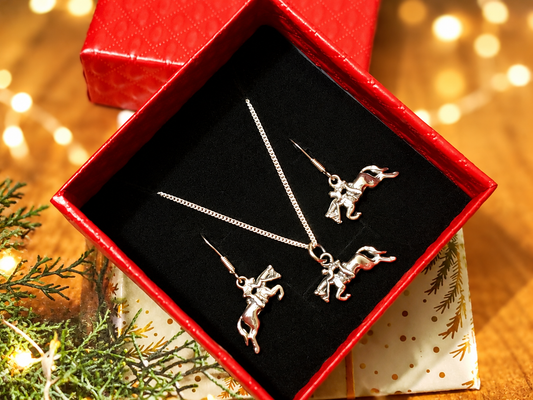 Hunter Jumper Horse Earrings and Pendant Sterling Silver Equestrian Jewelry Set
