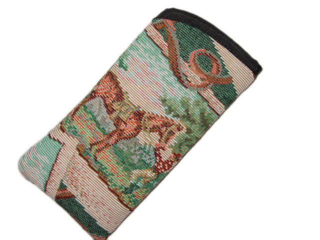 equestrian glasses case