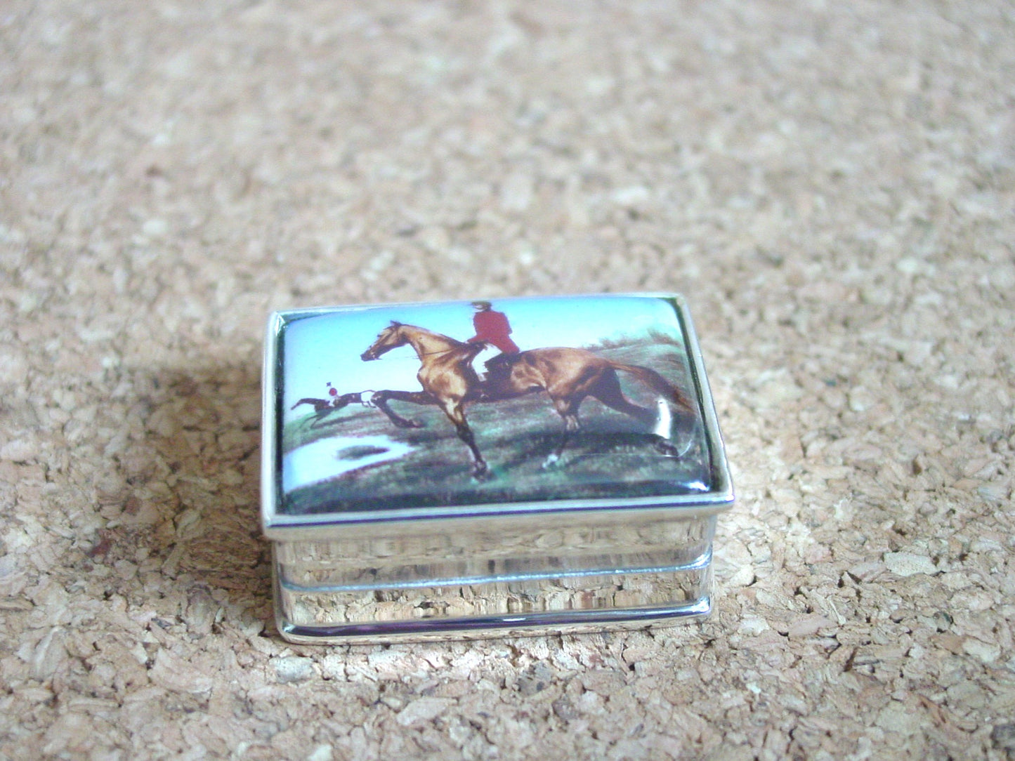 horse enamel pillbox 