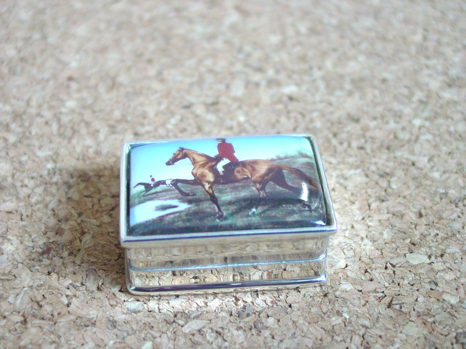 horse enamel pillbox 