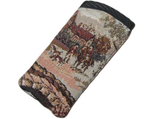 horse hunt scene glasses case