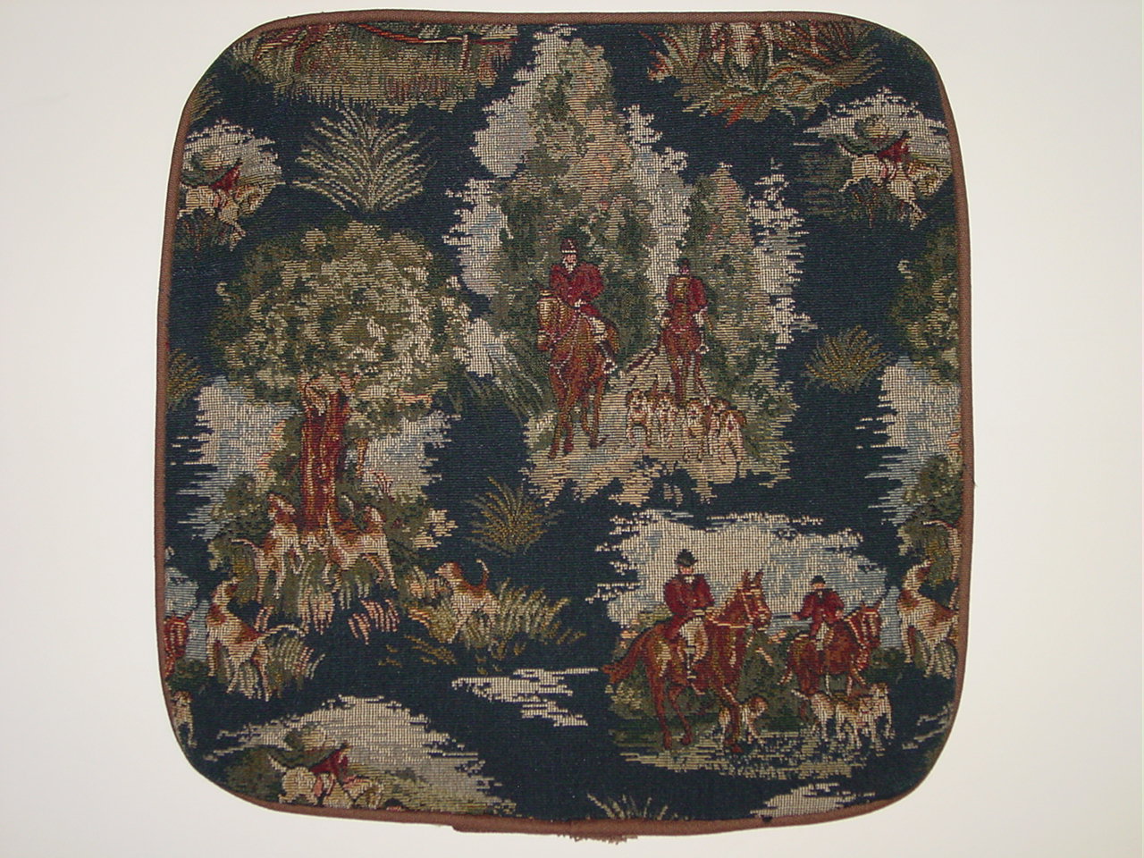 horse hunt scene pillow cases