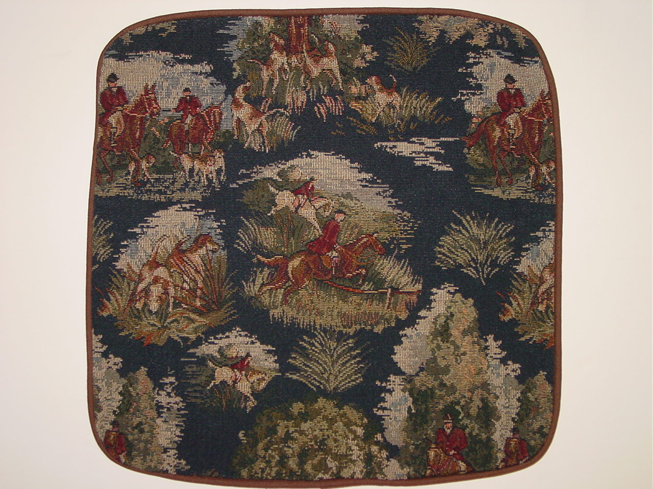 horse hunt scene pillow cases