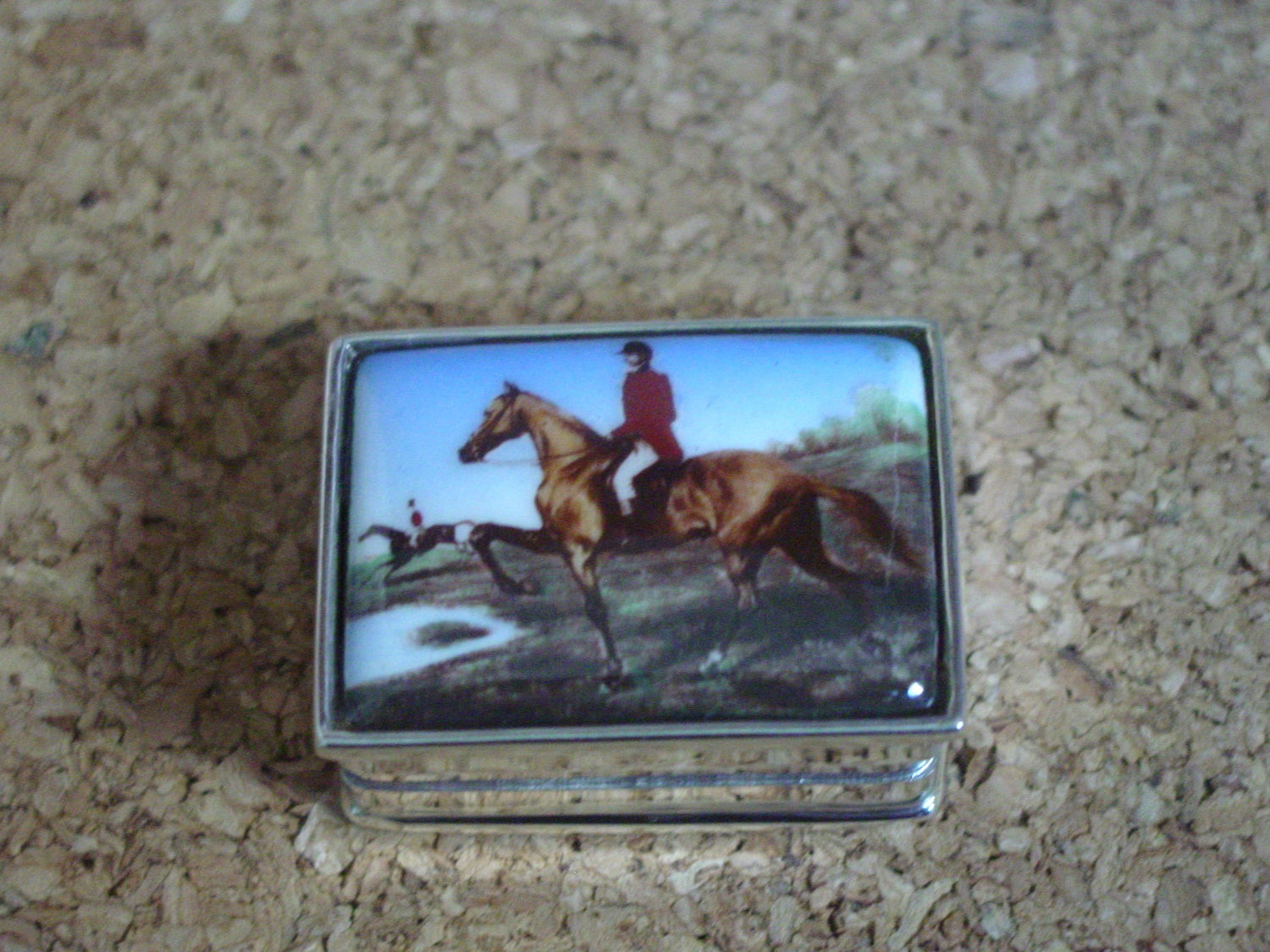 horse hunt scene sterling silver enamel pill box