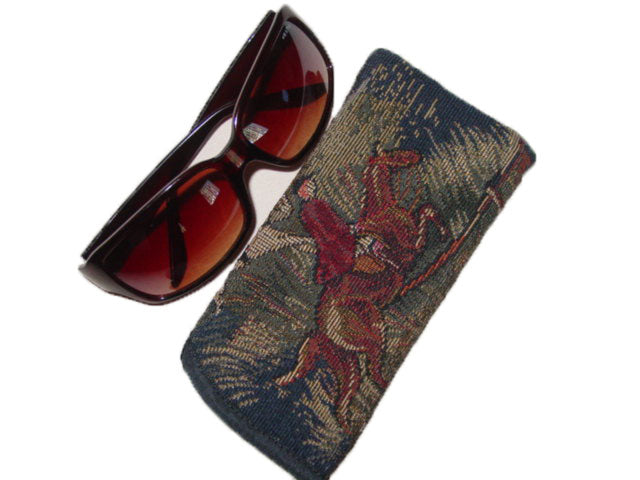 horse hunt scene sunglasses case