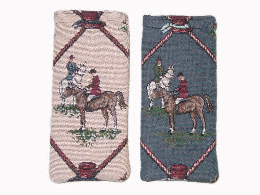 horse hunt scene glasses case