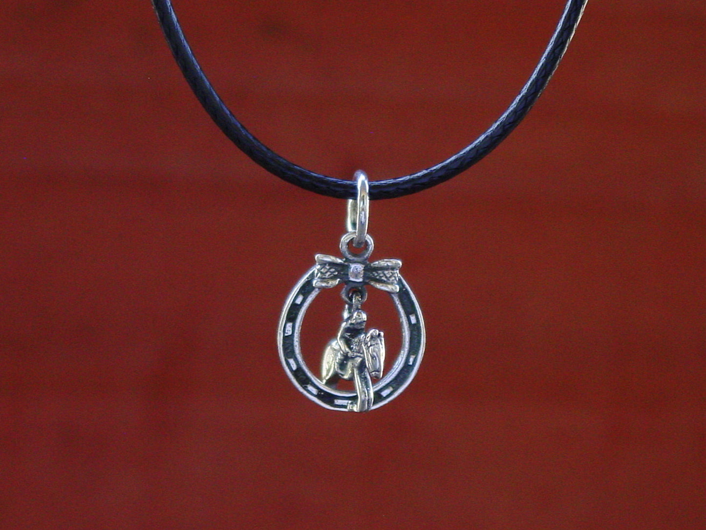 horse show jumper pendant