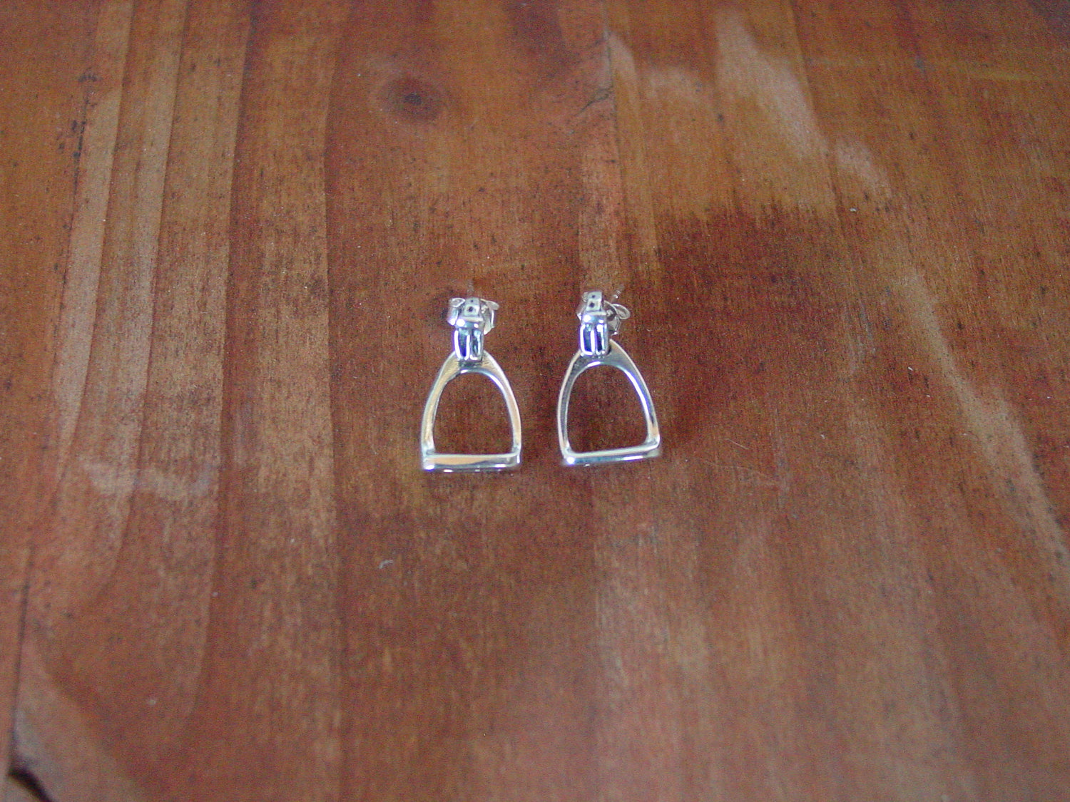 stirrup horse stud jewelry