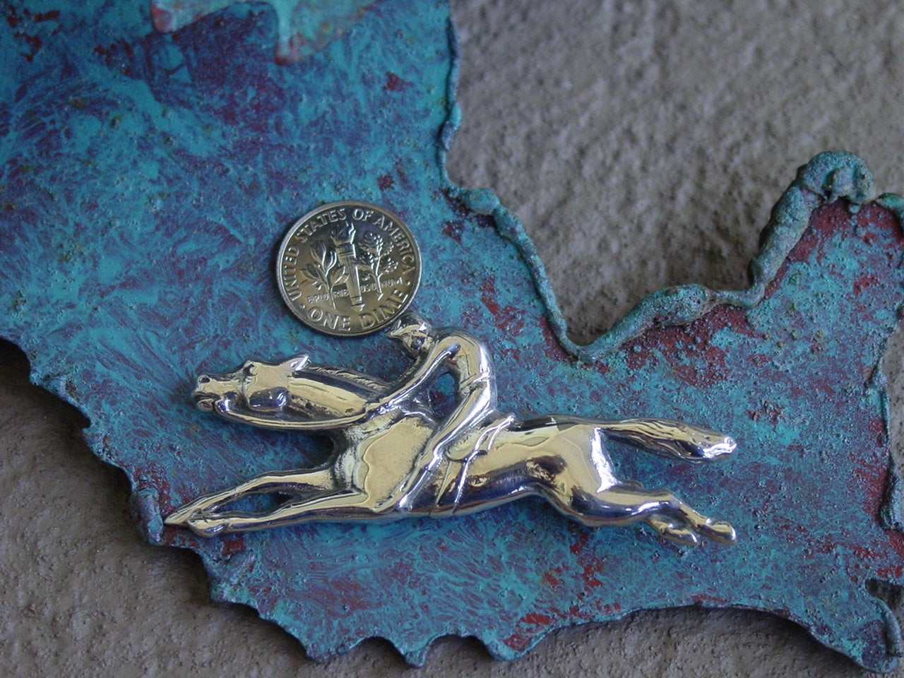 horse racing silver  pin