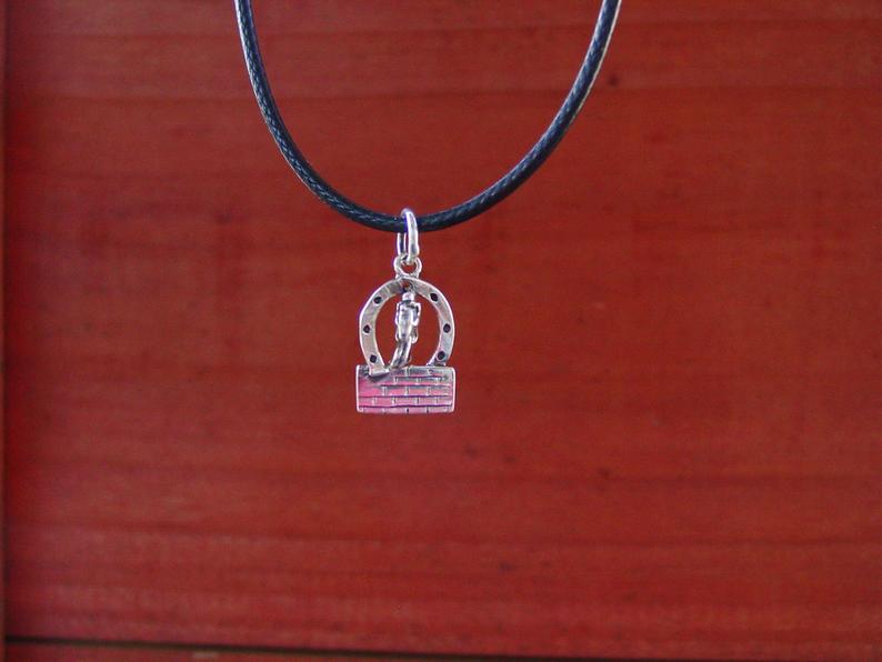 equestrian jumper pendant