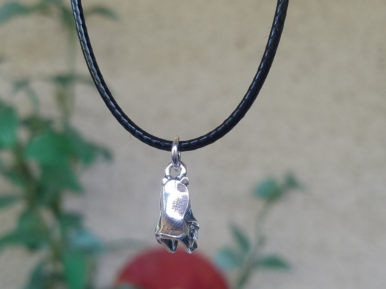 equine pendant