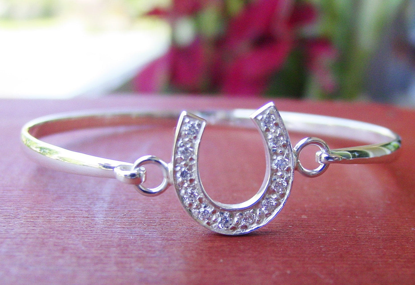 cz horseshoe bangle