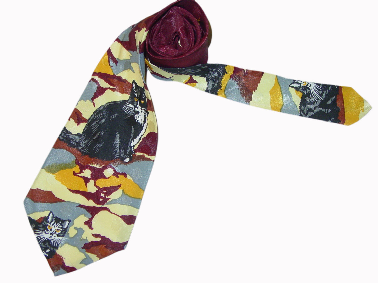 kitten wine necktie