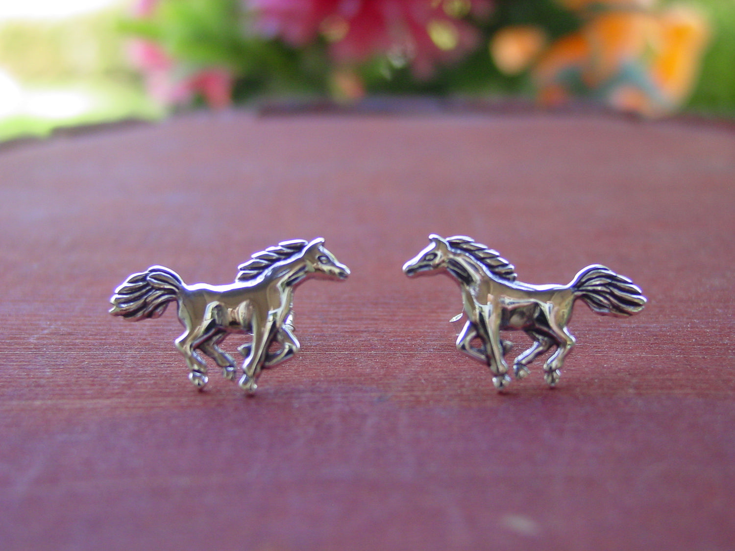 mustang horse stud earrings