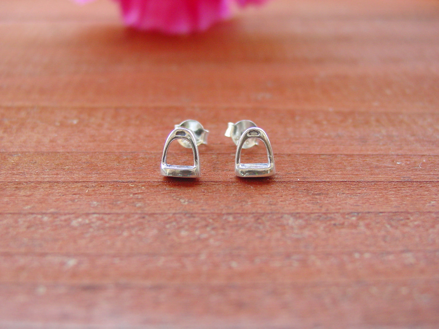 stirrup horse earrings