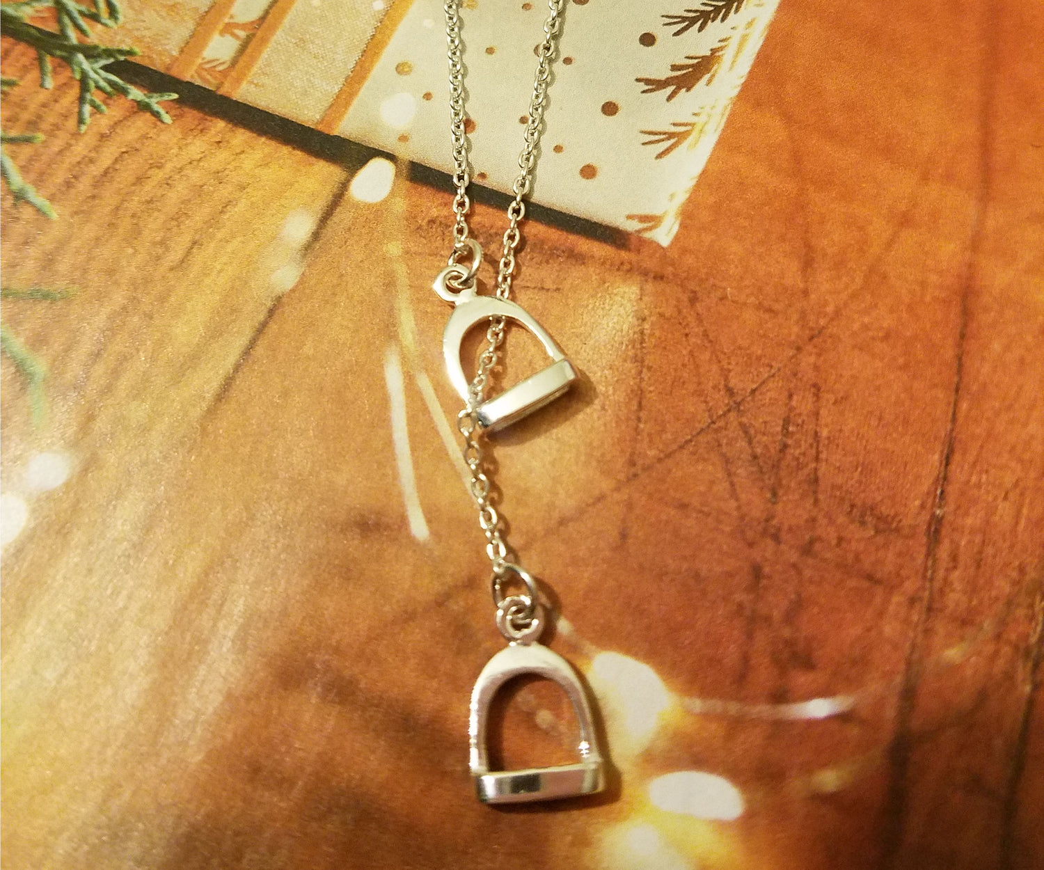 stirrup horse lariat necklace
